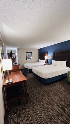 Drury Inn & Suites Nashville Airport by null