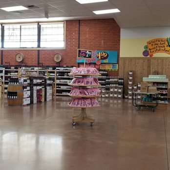 Trader Joe's - Wow...spacious! - Grocery Near Me - Pasadena, California Trader Joe's - Wow...spacious! - Grocery Near Me - Pasadena, California
