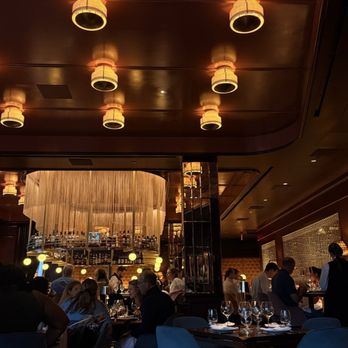 La Padrona Boston - Inside - Cocktail Bars Near Me - Boston, Massachusetts La Padrona Boston - Inside - Cocktail Bars Near Me - Boston, Massachusetts