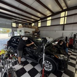 Dentcraft of Texas - Vehicle getting worked on