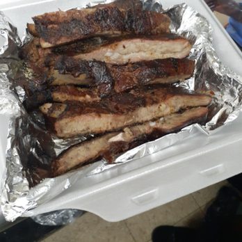 Dee Jay’s - Plane season ribs - Barbeque Near Me - Cheektowaga, New York Dee Jay’s - Plane season ribs - Barbeque Near Me - Cheektowaga, New York