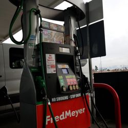 FRED MEYER - 36 Photos & 61 Reviews - 2424 Crater Lake Hwy, Medford