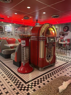 Nana Dee's Diner by null
