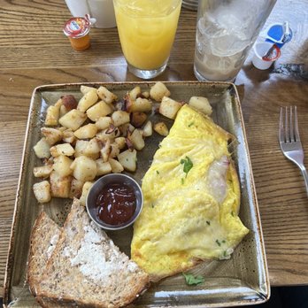 First Watch - ham and gruyère omelet - Breakfast & Brunch Near Me - Fort Worth, Texas First Watch - ham and gruyère omelet - Breakfast & Brunch Near Me - Fort Worth, Texas
