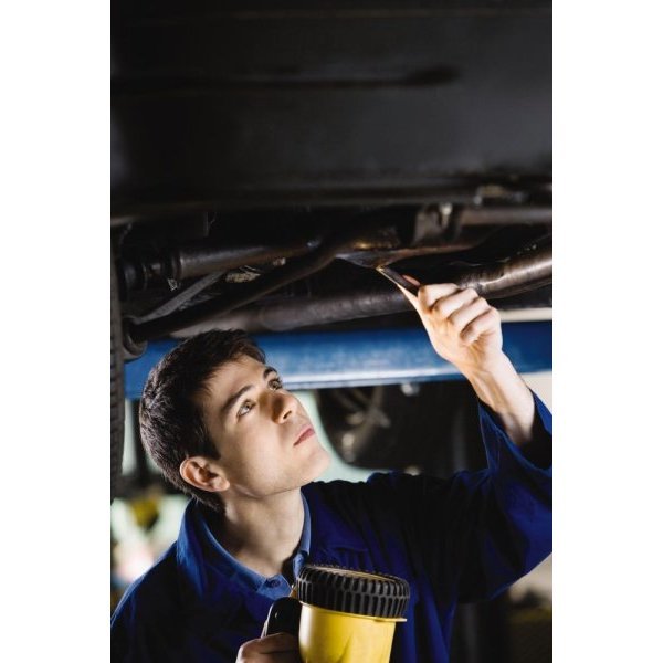 RED PUMPS GARAGE King's Lynn, Norfolk, United Kingdom Smog Check