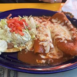 Mucho Si - Chalupa, enchilada, & chile relleno