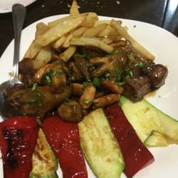 Corsario - Salteado de entrecot, gambas y champiñones