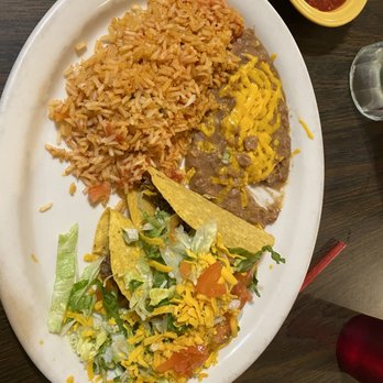 Trujillo's Comedor Y Cantina - Beef tacos, beans, and rice. - Mexican Near Me - Waco, Texas