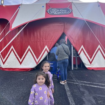 Flynn Creek Circus - Performing Arts Near Me