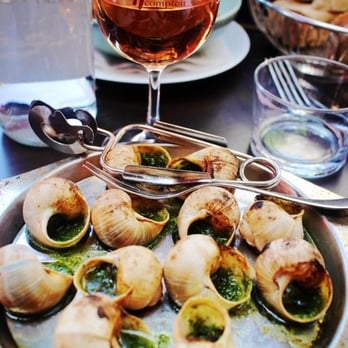 Le Comptoir - Escargot & rose! Nom - Bistros Near Me - Paris, 75