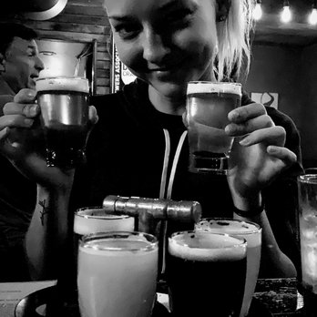 Sunriver Brewing Co - Galveston Pub - Brewpubs Near Me - Bend, Oregon