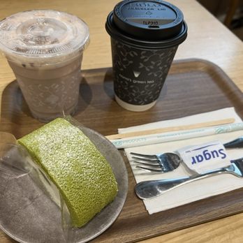 Nana's Green Tea - Matcha Roll Cake, Matcha Latte , Red Bean Latte - Desserts Near Me - Bellevue, Washington