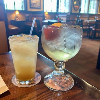LongHorn Steakhouse - Long Island, white sangria - Steakhouses Near Me - Cape Coral, Florida LongHorn Steakhouse - Long Island, white sangria - Steakhouses Near Me - Cape Coral, Florida