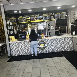 WNB Factory - Wings & Burger - Inside the restaurant