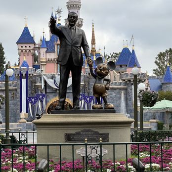 Main Street, U.S.A. - Partners statue - Amusement Parks Near Me - Anaheim, California Main Street, U.S.A. - Partners statue - Amusement Parks Near Me - Anaheim, California