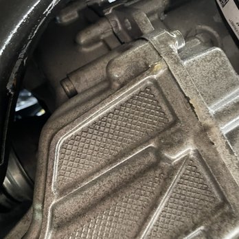 Prestige Volkswagen - DSG Fluid/ transmission fluid drips on transfer case - Car Dealers Near Me - Melbourne, Florida Prestige Volkswagen - DSG Fluid/ transmission fluid drips on transfer case - Car Dealers Near Me - Melbourne, Florida
