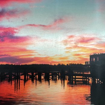 7 Devils Waterfront Alehouse - Seafood Near Me - Coos Bay, Oregon