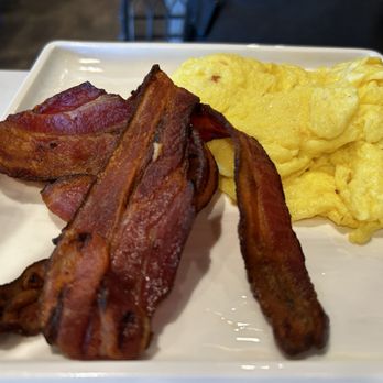 Villa Myriam Roasting - Eggs & bacon - Coffee Roasteries Near Me - Albuquerque, New Mexico