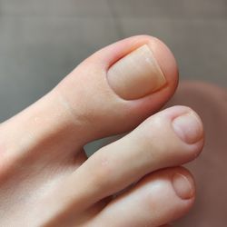 Alphora Nails