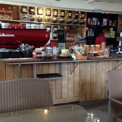 Brûlerie du Vieux Ste-Rose - Try the latte and get some coffee in a bag