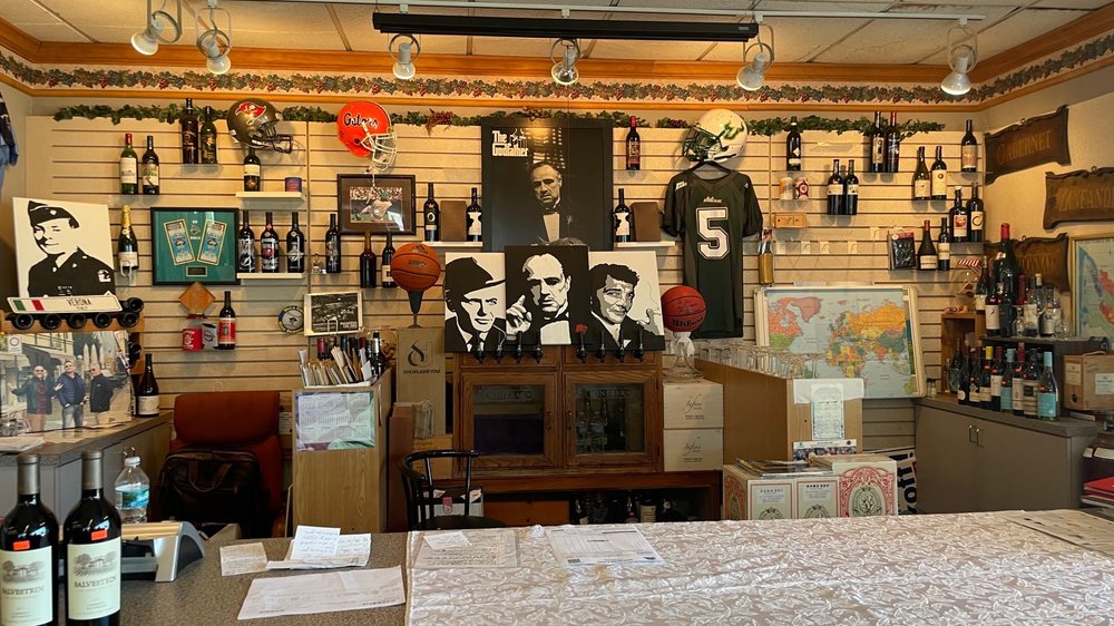 PASADENA LIQUORS & FINE WINES Updated October 2024 13 Photos & 13