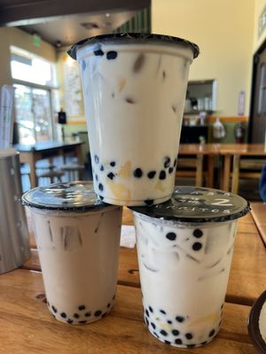 Class 302 Cafe Cerritos by null