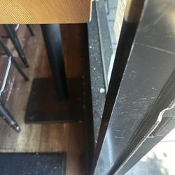 La Taquisa - Dirty window ledges