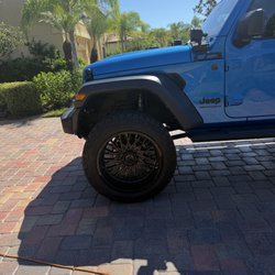 Top Dog Mobile Detailing South - Ceramic wash on Blur wrangler