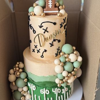 V.O.S DESSERTS - The perfect celebration cake for a little one's first touchdown! - Desserts Near Me V.O.S DESSERTS - The perfect celebration cake for a little one's first touchdown! - Desserts Near Me