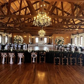 Stonehaven Hall at The Milestone - Head table with venue decor, floral, and gauze for the chairs ( personal not provided by venue) Super cheap to get in bulk on Amazon!! - Venues & Event Spaces Near Me - New Braunfels, Texas Stonehaven Hall at The Milestone - Head table with venue decor, floral, and gauze for the chairs ( personal not provided by venue) Super cheap to get in bulk on Amazon!! - Venues & Event Spaces Near Me - New Braunfels, Texas