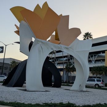 George Sugarman Sculpture - George Sugarman Sculpture, Channelside, Tampa - Public Art Near Me - Tampa, Florida George Sugarman Sculpture - George Sugarman Sculpture, Channelside, Tampa - Public Art Near Me - Tampa, Florida