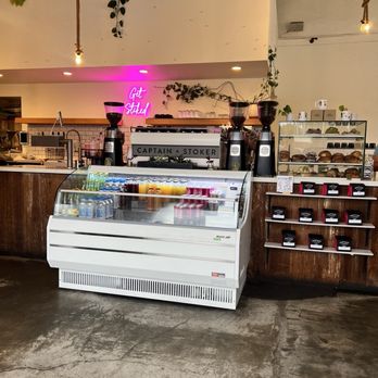 Captain + Stoker - Inside - July 2025 - Coffee Roasteries Near Me - Monterey, California