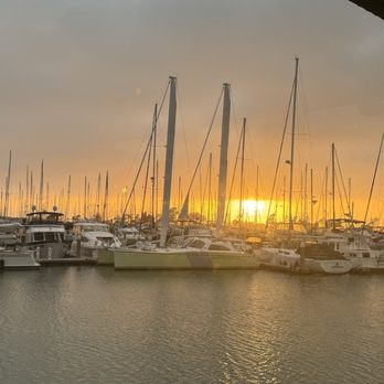 Trader Vic's - Sunset 6/13/2024 - Hawaiian Near Me - Emeryville, California Trader Vic's - Sunset 6/13/2024 - Hawaiian Near Me - Emeryville, California