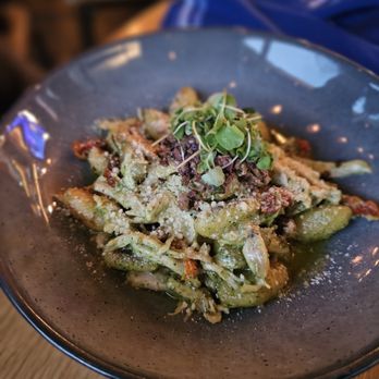 Vicino - Pesto Chicken - Italian Near Me - Indianapolis, Indiana Vicino - Pesto Chicken - Italian Near Me - Indianapolis, Indiana