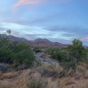 Cowboy Trail Rides - Lots of washes in the area - Limos Near Me - Las Vegas, Nevada
