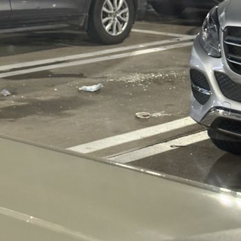 EōS Fitness - Car break-ins! - Gyms Near Me - Dallas, Texas EōS Fitness - Car break-ins! - Gyms Near Me - Dallas, Texas
