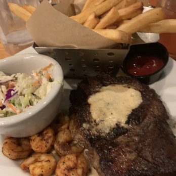 Chili's - Bars Near Me - Bullhead City, Arizona