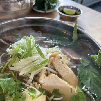 The Pho Spot Edison - Pho regular noodle soup with chicken and brisket. - Vietnamese Near Me - Edison, New Jersey