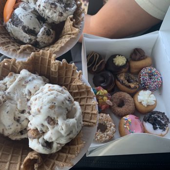 Maggie D’s Ice Cream - Waffle bowls and donuts - Ice Cream & Frozen Yogurt Near Me - Middleburg, Florida