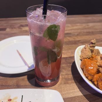 Yard House - Cocktail - New American Near Me - Riverside, California