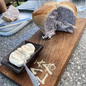 Mala Ocean Tavern - Hawaiian taro sweet bread - Seafood Near Me - Lahaina, Hawaii