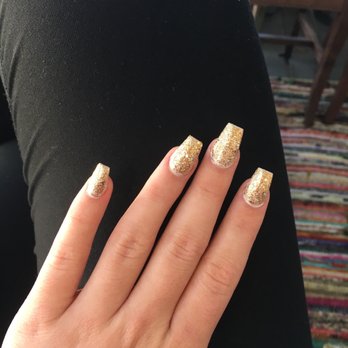 VyVy Nails - Gold glitter nails - Nail Salons Near Me - Orlando, Florida VyVy Nails - Gold glitter nails - Nail Salons Near Me - Orlando, Florida