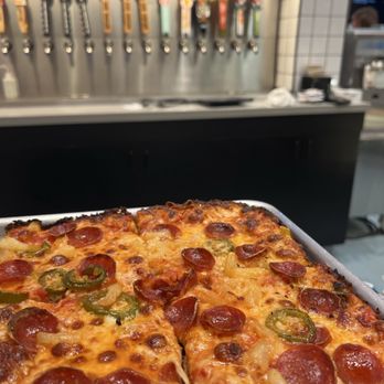 Odie's Pizza - Granny style pizza and bar - Pizza Near Me - Oceanside, California Odie's Pizza - Granny style pizza and bar - Pizza Near Me - Oceanside, California