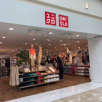 Uniqlo - Women's Clothing Near Me - Tysons, Virginia