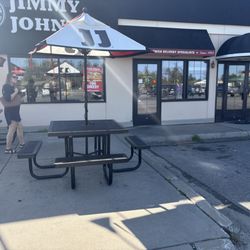 Jimmy John's - Restaurant front