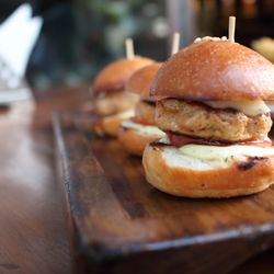 White Wolf Personal Chef Services & Premier Catering - Grilled Turkey Burger (Sliders) Spicy Mango Ketchup