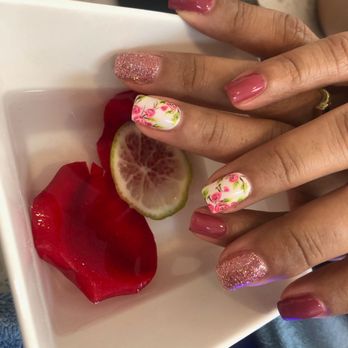 iNails & Spa - Tiffany is amazing! - Nail Salons Near Me - Murrieta, California iNails & Spa - Tiffany is amazing! - Nail Salons Near Me - Murrieta, California