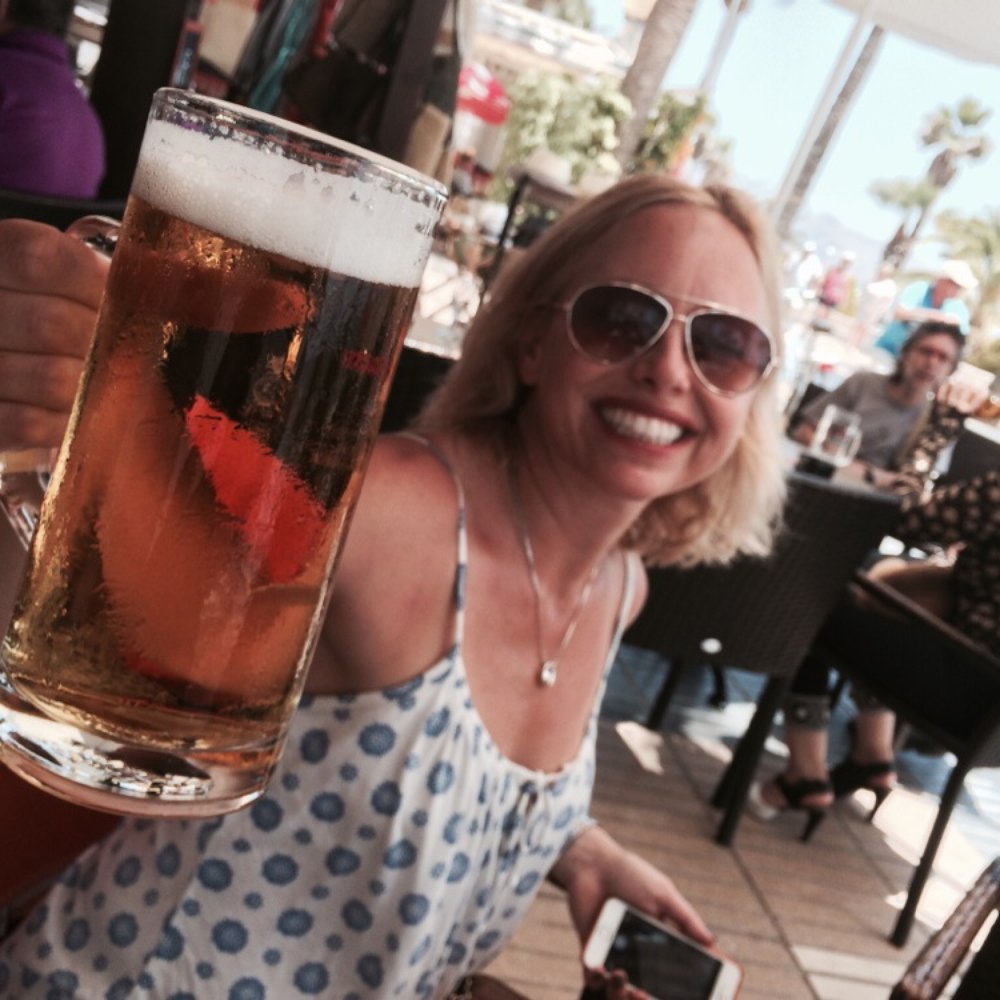 La Barraca - €1.90 for a pint of Estrella - Spanish Near Me - Altea, A