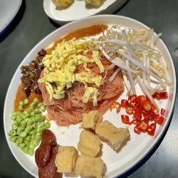 Cassette Thai Diner - Wai Yao Noodles