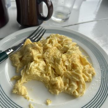 Ski Shores Cafe - Scrambled eggs $4 - Burgers Near Me - Austin, Texas